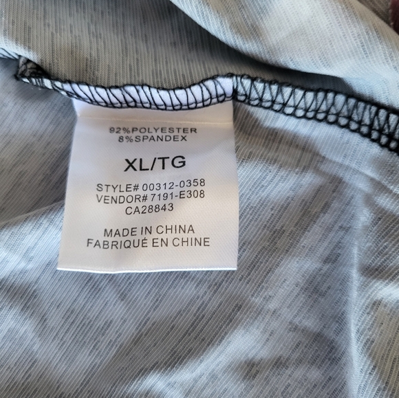 Eclipse Dark Floral Blouse with Pink Accents, Size XL - Picture 5 of 5